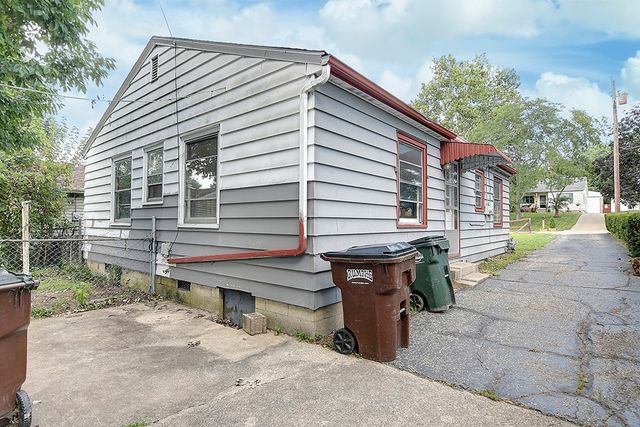 24 Forest Glen Drive, Middletown, OH 45042