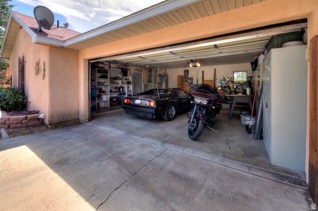 552 NICHOLS LN, Moab, UT 84532