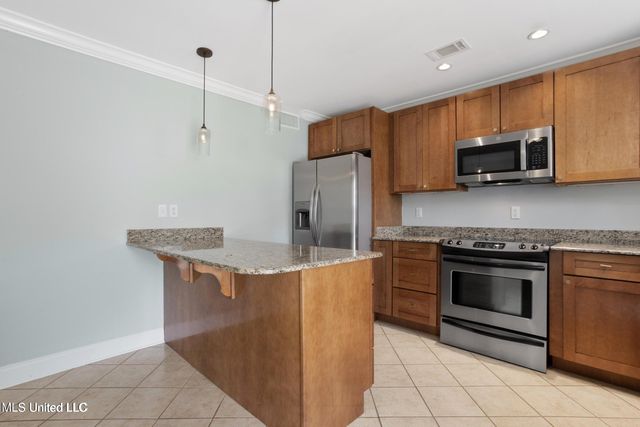 808 Desoto Street, 7, Ocean Springs, MS 39564