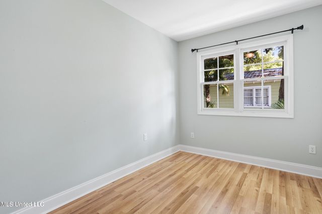 808 Desoto Street, 7, Ocean Springs, MS 39564