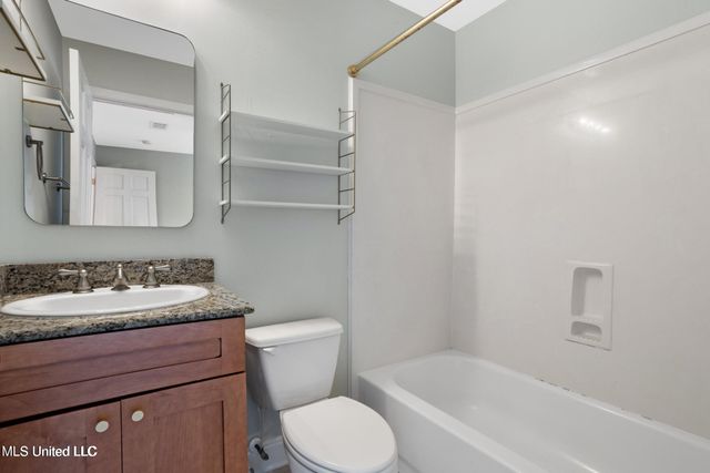 808 Desoto Street, 7, Ocean Springs, MS 39564