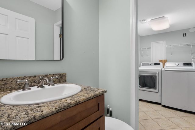 808 Desoto Street, 7, Ocean Springs, MS 39564