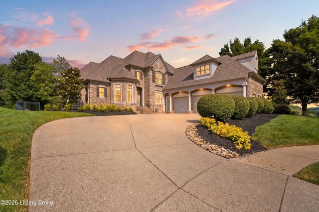 2101 Highland Springs Pl, Louisville, KY 40245