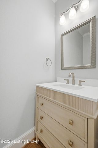 2101 Highland Springs Pl, Louisville, KY 40245