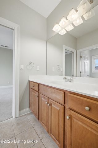 2101 Highland Springs Pl, Louisville, KY 40245