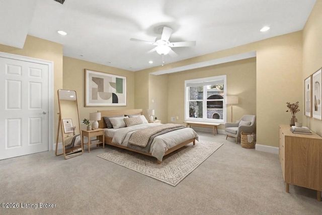 2101 Highland Springs Pl, Louisville, KY 40245