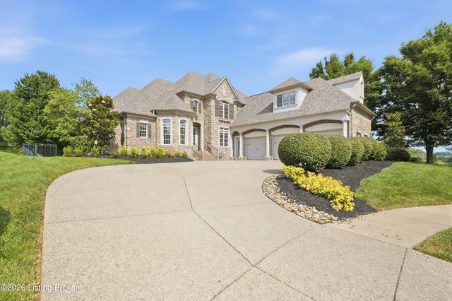 2101 Highland Springs Pl, Louisville, KY 40245