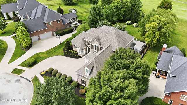 2101 Highland Springs Pl, Louisville, KY 40245