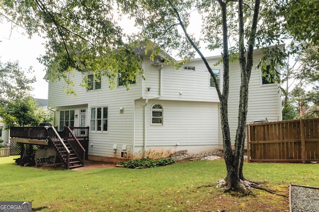 525 White Ridge Trace, Lawrenceville, GA 30043
