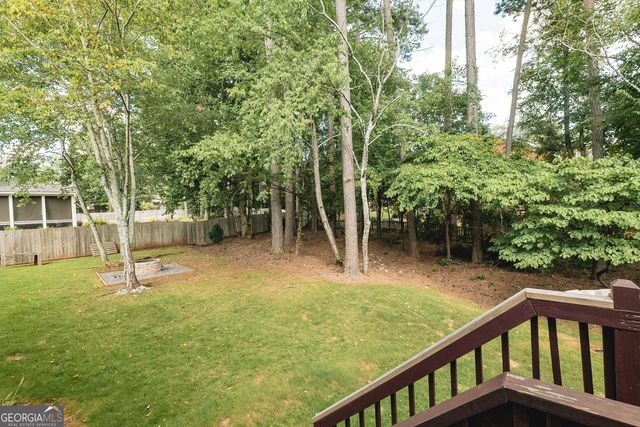 525 White Ridge Trace, Lawrenceville, GA 30043
