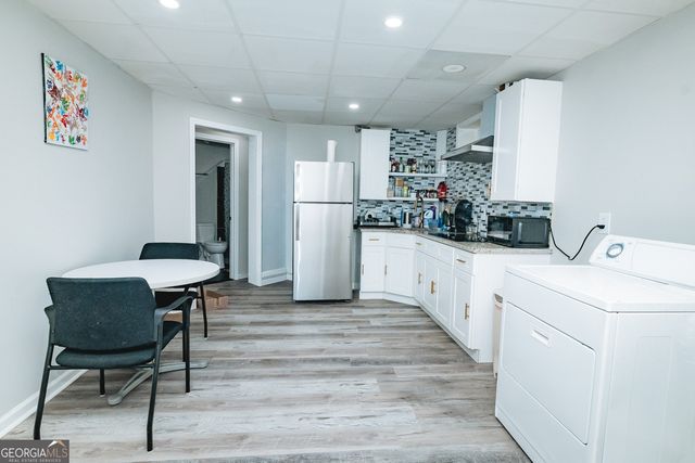 525 White Ridge Trace, Lawrenceville, GA 30043
