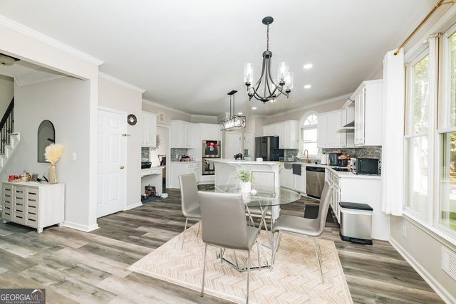 525 White Ridge Trace, Lawrenceville, GA 30043