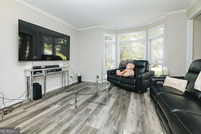525 White Ridge Trace, Lawrenceville, GA 30043