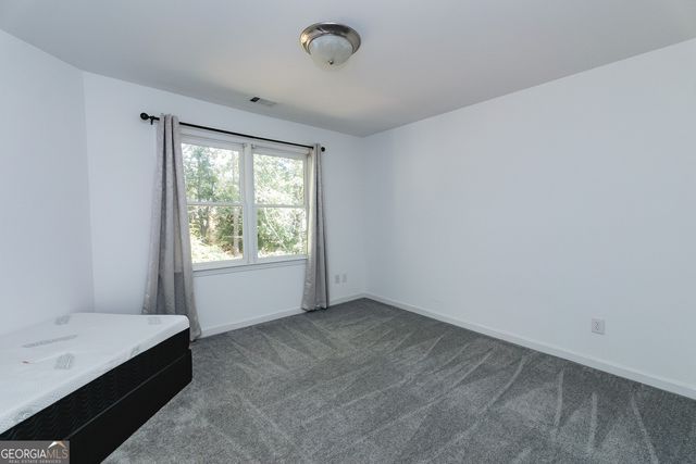 525 White Ridge Trace, Lawrenceville, GA 30043