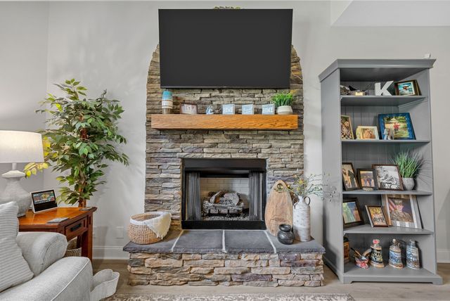 1415 Southside Rd, Southside, TN 37171