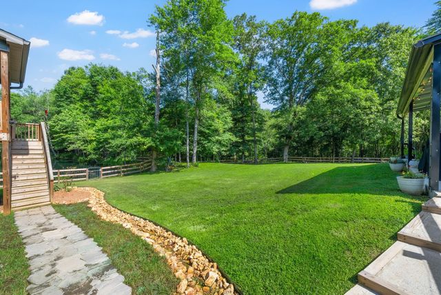 1415 Southside Rd, Southside, TN 37171