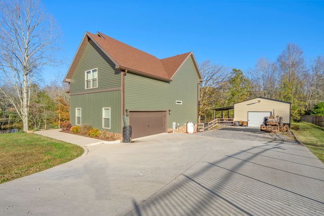 1415 Southside Rd, Southside, TN 37171