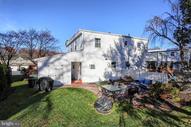 608 ERFORD RD, Camp Hill, PA 17011