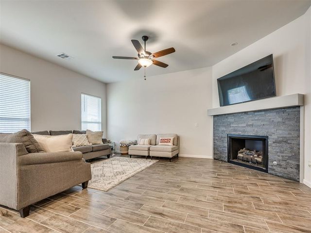 2323 Arcady Avenue, Norman, OK 73026