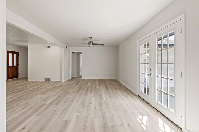 1116 Oxbow Lane, Dallas, TX 75241