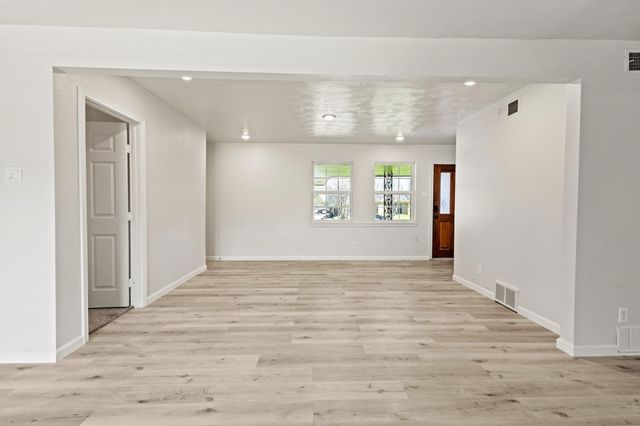 1116 Oxbow Lane, Dallas, TX 75241