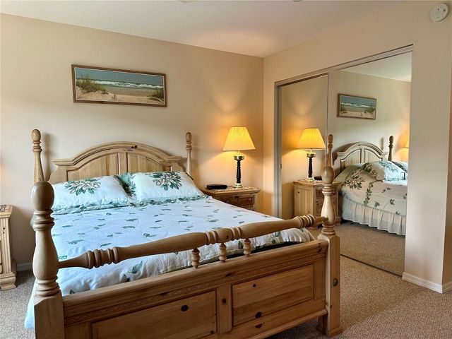 1330 GLEN OAKS DRIVE E 370D, Sarasota, FL 34232