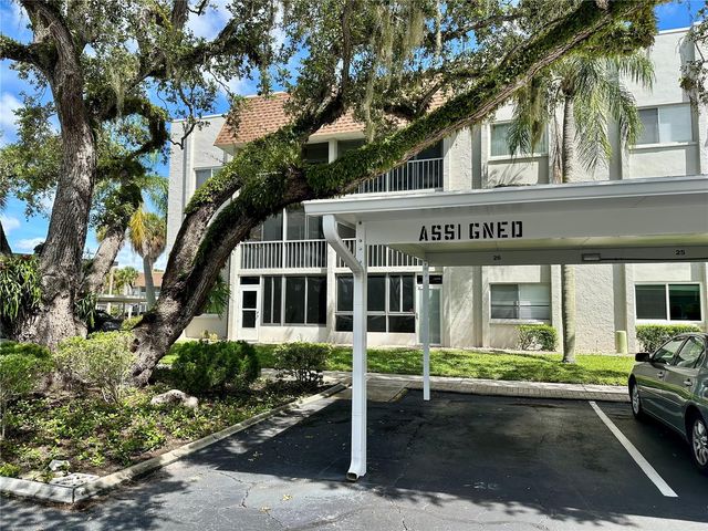 1330 GLEN OAKS DRIVE E 370D, Sarasota, FL 34232