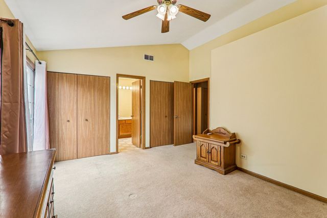 1868 Brighton Street, Downers Grove, IL 60516