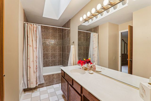 1868 Brighton Street, Downers Grove, IL 60516