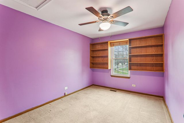 1868 Brighton Street, Downers Grove, IL 60516