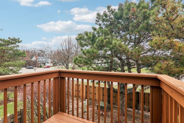 1868 Brighton Street, Downers Grove, IL 60516