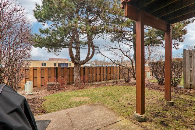 1868 Brighton Street, Downers Grove, IL 60516