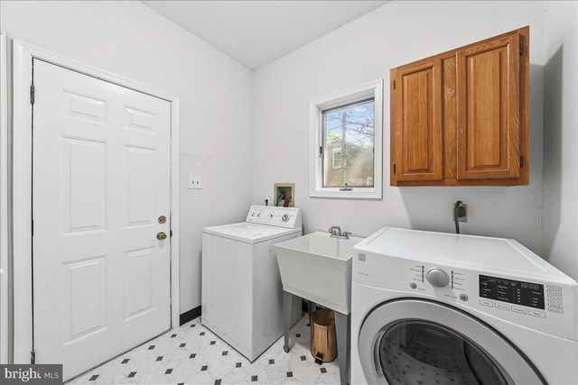 510 CHAMBERS ROCK RD, Landenberg, PA 19350