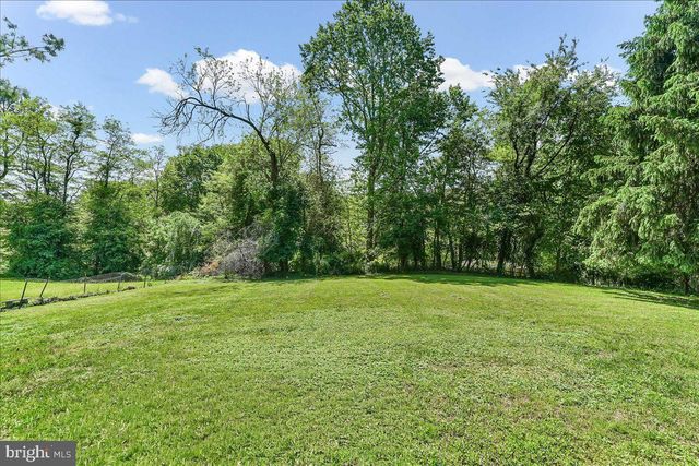 510 CHAMBERS ROCK RD, Landenberg, PA 19350