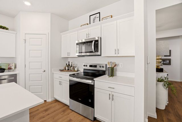 5825 S Bernard St, Spokane, WA 99224