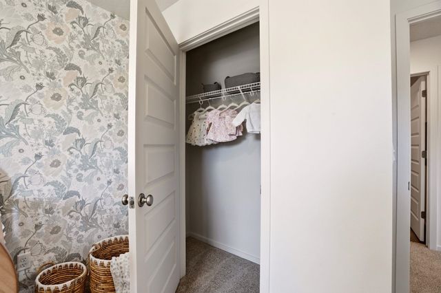 5825 S Bernard St, Spokane, WA 99224