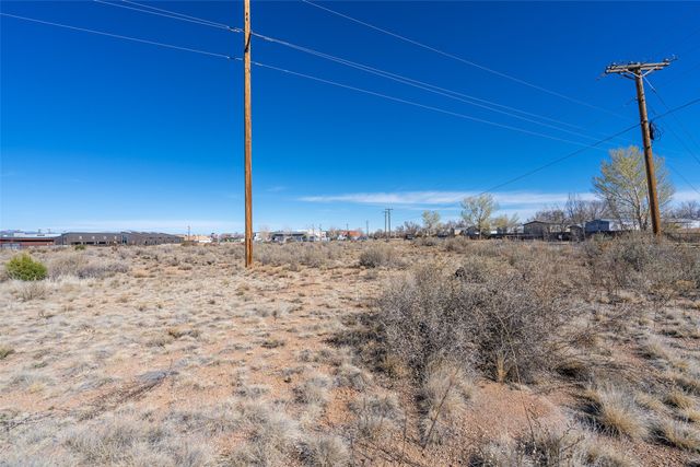 7504 Gooney Bird, Santa Fe, NM 87507