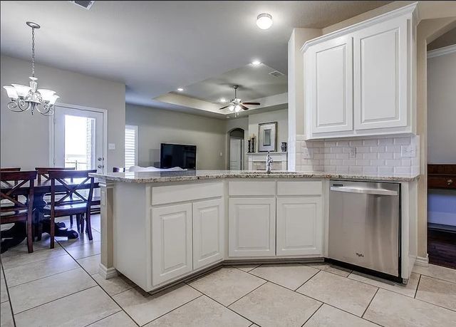 3704 Linden Avenue, Fort Worth, TX 76107