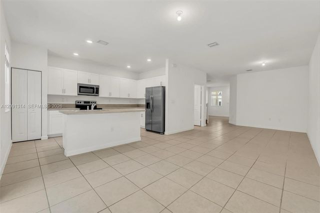 2683 SE 12th Street, Homestead, FL 33035