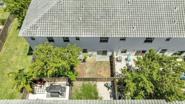 2683 SE 12th Street, Homestead, FL 33035