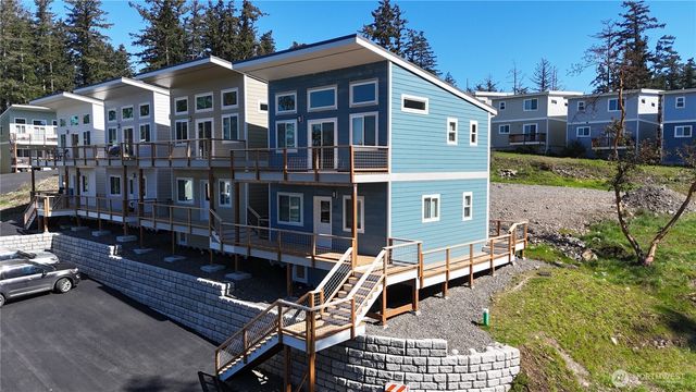 621 Finnegan Way, Friday Harbor, WA 98250