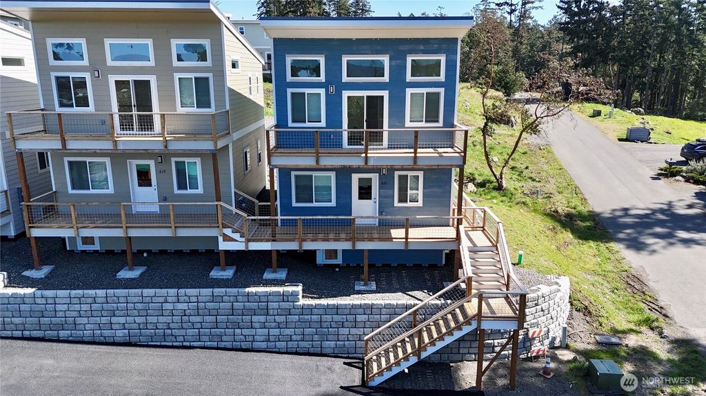 621 Finnegan Way, Friday Harbor, WA 98250