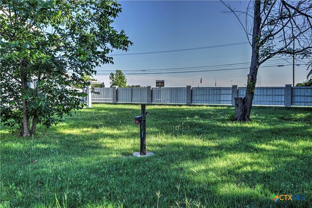 2016 Kingwood Drive, Killeen, TX 76543