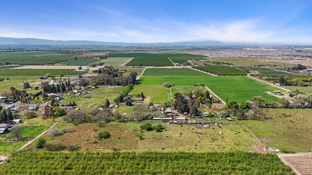 21398 Oleander Ave, Manteca, CA 95337