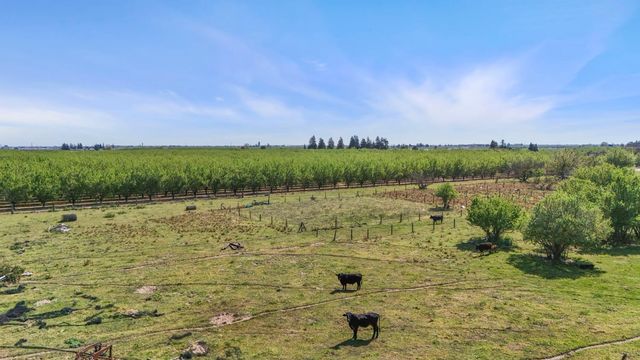 21398 Oleander Ave, Manteca, CA 95337