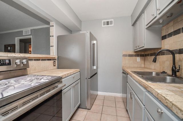 7900 Westheimer Road 105, Houston, TX 77063