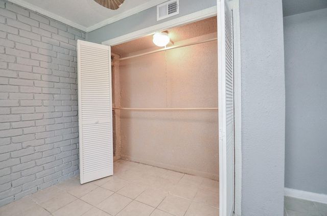 7900 Westheimer Road 105, Houston, TX 77063