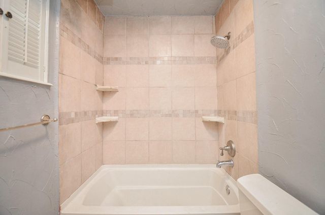 7900 Westheimer Road 105, Houston, TX 77063