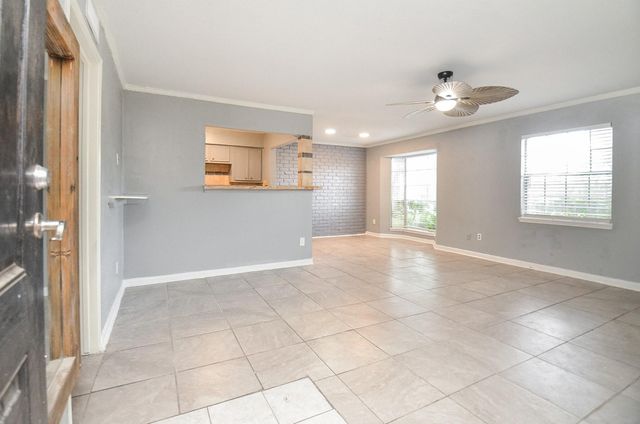 7900 Westheimer Road 105, Houston, TX 77063