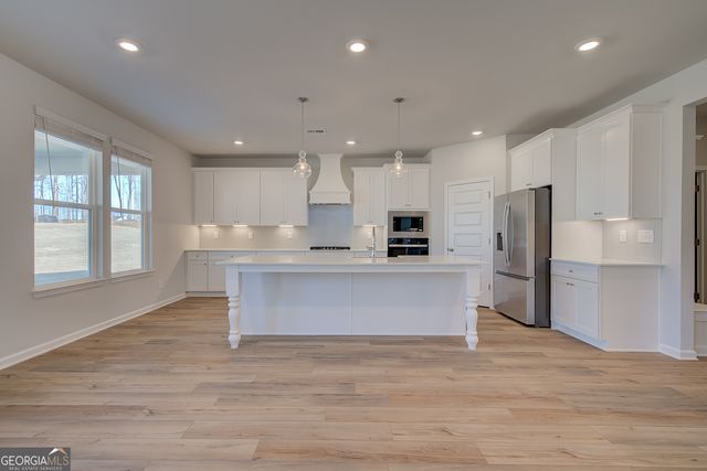 125 Cooper Cove W, Fayetteville, GA 30215